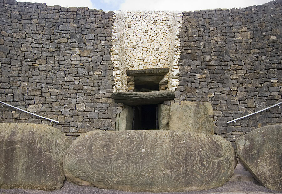 Newgrange Sacred Site - Travel Sacred Ireland