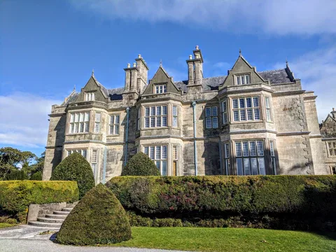 Muckross house s